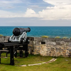 fort wall in bermuda