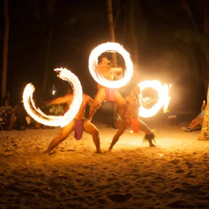 luau dance in hawaii